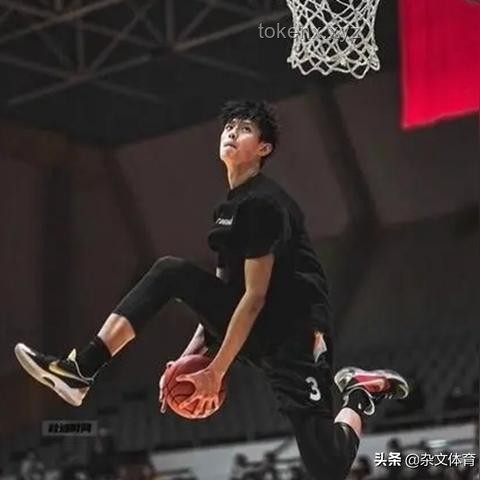 《绝区零》一周年纪念回放：探索2024空洞漫游的奇妙世界